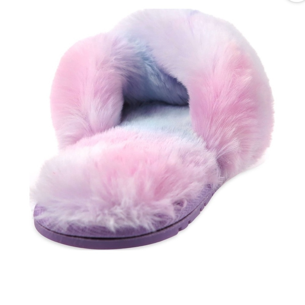 Wonder Nation Fluffy Cross Band Slipper with hard sole - Picture 3 of 6